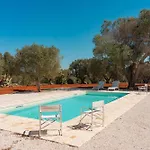 Trulli Scacciapensieri With Pool צ'לייה מספיקה