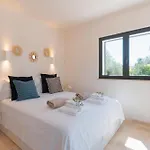 Trulli Scacciapensieri With Pool בית נופש *