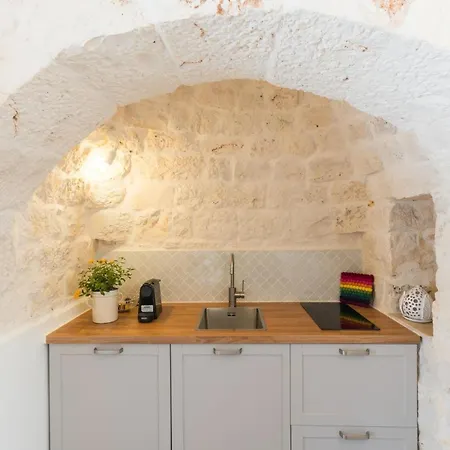 Trulli Scacciapensieri With Pool 切列梅萨皮卡