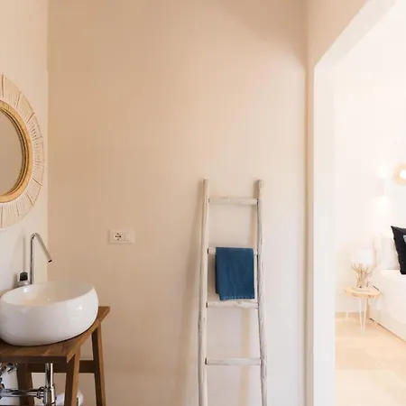 Trulli Scacciapensieri With Pool *