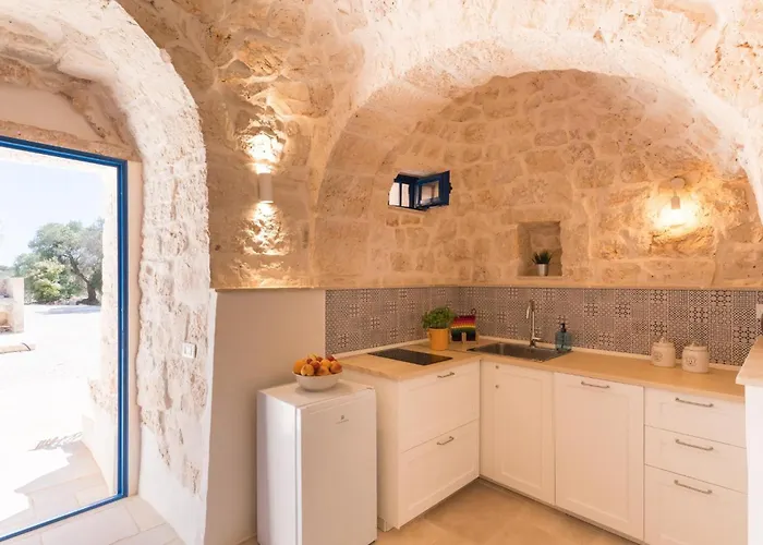Trulli Scacciapensieri With Pool 펜션 세글리에 메사피카